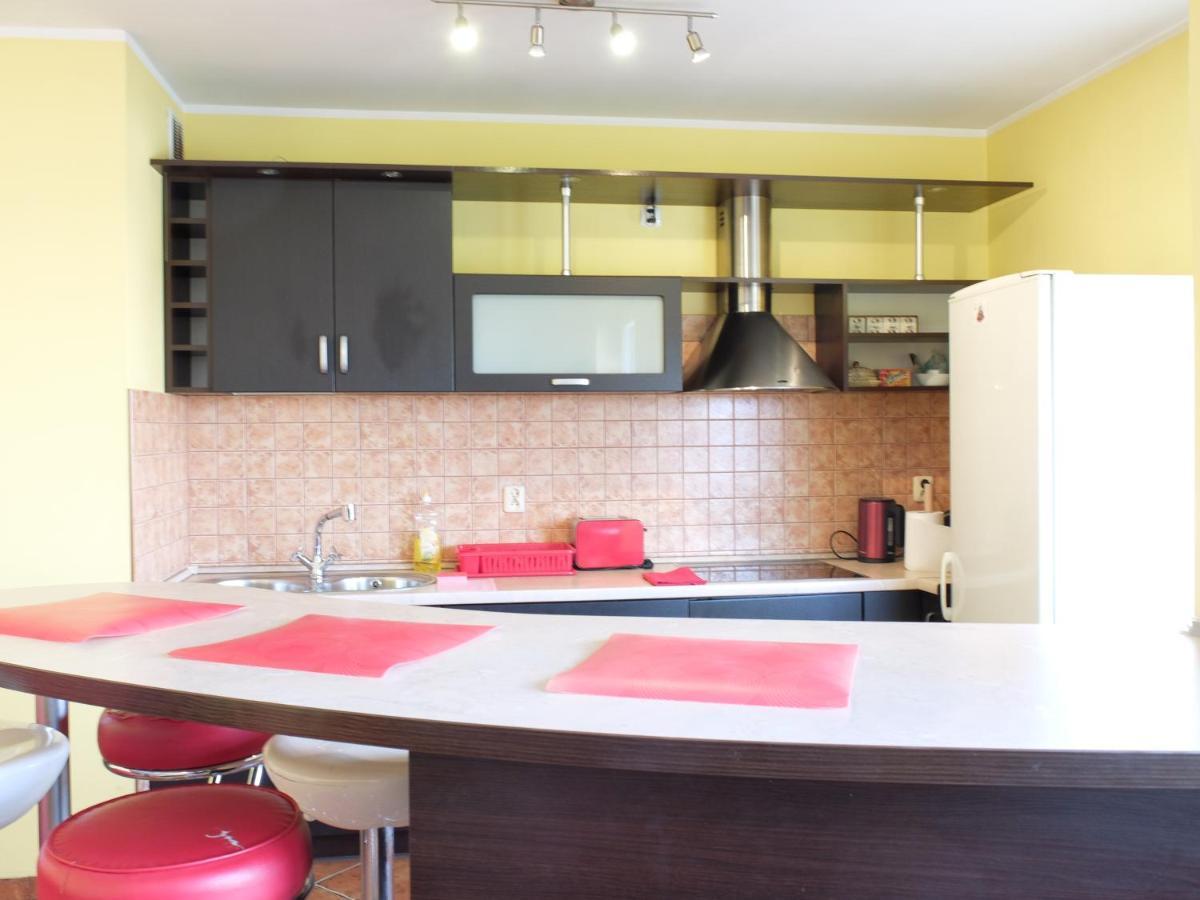 Red Apartment Wroclaw Exterior photo